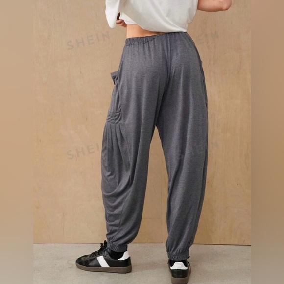 Grey Patched Pocket Carrot Joggers Pants Loungewear Baggy - Picture 3 of 7